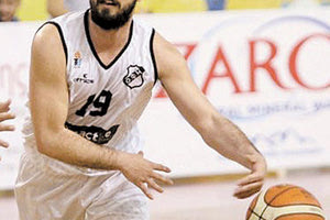 Σταματάει το μπάσκετ ο Αλέξανδρος Πετράκης