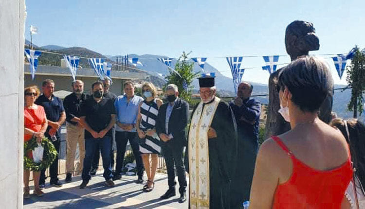 μνημοσυνο πεσόντων: Από το μνημόσυνο στα Σκούρβουλα