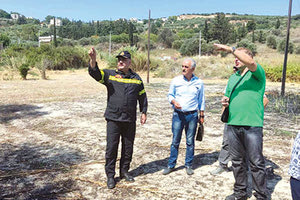 Το σημείο από όπου ξεκίνησε η φωτιά έδειξαν κάτοικοι στον κ. Παττακό. Το ίδιο σημείο είχαν εντοπίσει και οι πυροσβέστες