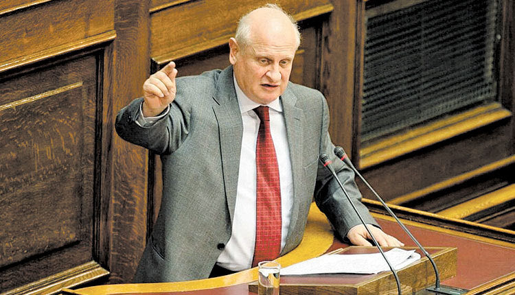 Ο Αντώνης Σκυλλάκος, πρώην βουλευτής του ΚΚΕ