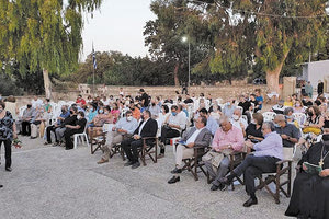 Από την εκδήλωση, όπου ομιλητές, ως εκπαιδευτικοί και μαθητές παλαιότερων χρόνων, μοιράστηκαν τα «πολυκλαδικά» τους βιώματα