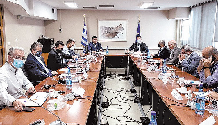 Από τη σύσκεψη για τη διαχείριση κρίσεων