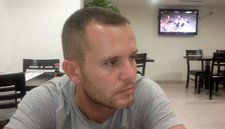 Θάνος Περβολαράκης