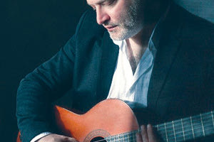 Ο Παναγιώτης Μάργαρης παρουσιάζει τη νέα του μουσική παράσταση με τίτλο «Πρελούδιο στον έρωτα»