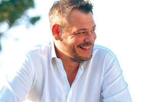 «Οικογενειακή υπόθεση» από τον Δημήτρη Τσιχλάκη