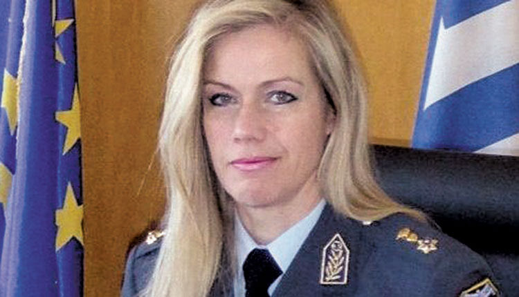 Μετά από δέκα χρόνια, η αστυνόμος Α’  Ελένη Παπαθανασίου αποχαιρετά το Γραφείο Τύπου της Γενικής Περιφερειακής Αστυνομικής Διεύθυνσης Κρήτης