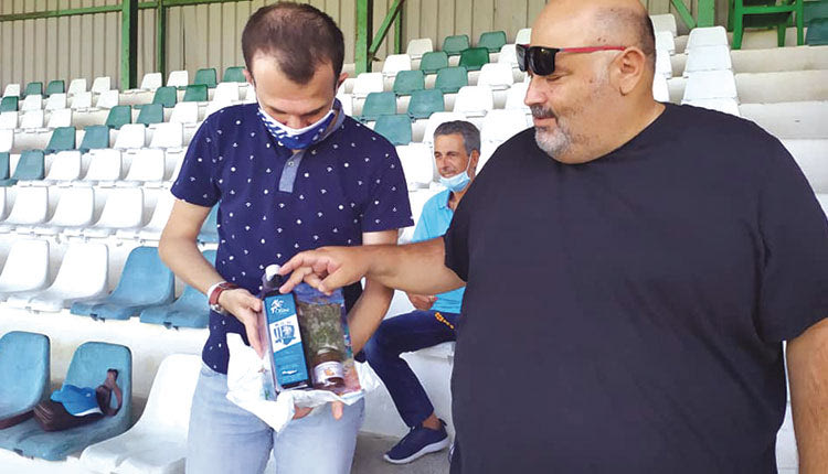 ο πρόεδρος του Πόρου Γιάννης Ασσαργιωτάκης