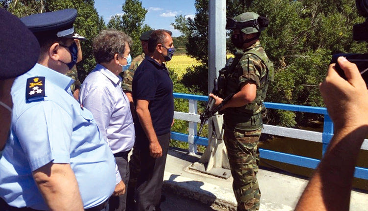 Το Κέντρο Συνοριακής Φύλαξης Ορεστιάδας, επισκέφθηκαν οι υπουργοί Νίκος Παναγιωτόπουλος και Μιχάλης Χρυσοχοΐδης