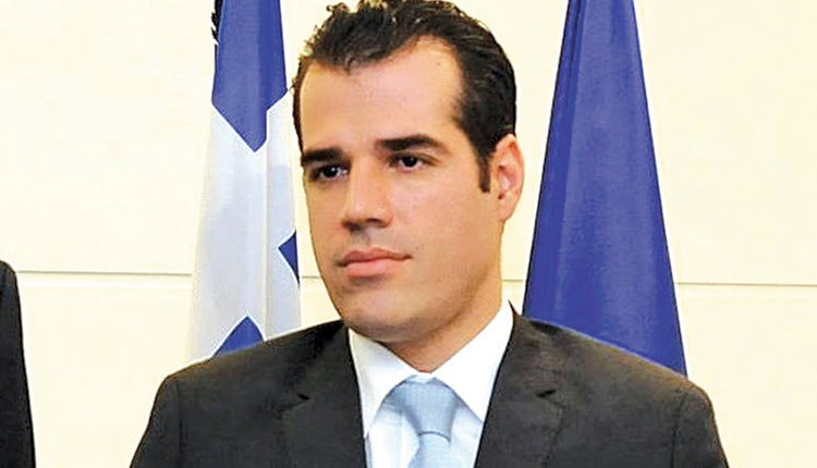 Θάνος Πλεύρης