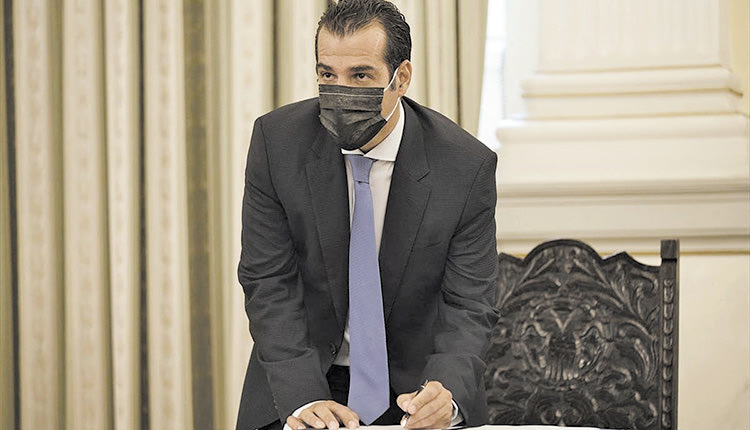 Έκπληξη η τοποθέτηση Πλεύρη στο Υπουργείο Υγείας.