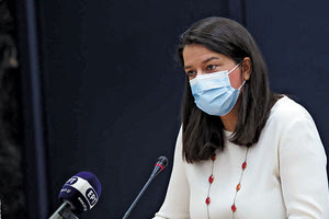 Προτεραιότητα της κυβέρνησης και του Υπουργείου Παιδείας είναι να μην επαναληφθεί το φαινόμενο να κλείνουν τμήματα σχολικών μονάδων λόγω μεμονωμένων κρουσμάτων