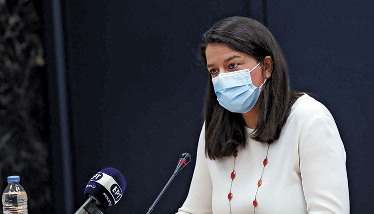Προτεραιότητα της κυβέρνησης και του Υπουργείου Παιδείας είναι να μην επαναληφθεί το φαινόμενο να κλείνουν τμήματα σχολικών μονάδων λόγω μεμονωμένων κρουσμάτων