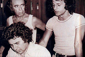 Μίκης Θεοδωράκης