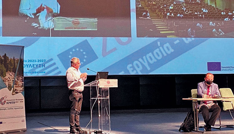 Νικολιδάκης:  Το μοντέλο  έχει αποτύχει 