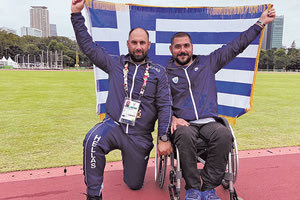 Ο Στεφανουδάκης με τον προπονητή του κ. Σκαντζάκη