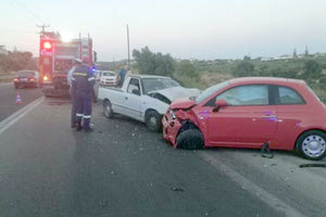 Από το χθεσινό θανατηφόρο τροχαίο στον κόμβο Κυδωνίας