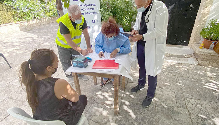 Σε εμβολιαστικό κέντρο μετατράπηκε η εκκλησία της Παναγίας στις Άνω Αρχάνες