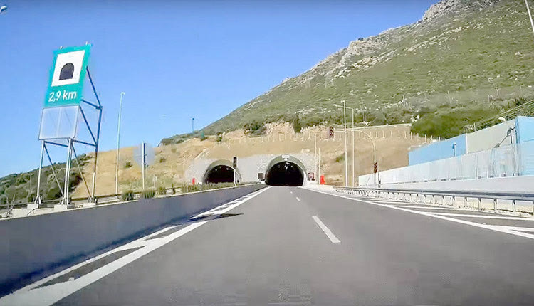 Το θέμα του Βόρειου Οδικού Άξονα Κρήτης και του σιδηρόδρομου θέτει με επιστολή της η Δήμητρα Λυμπεροπούλου.