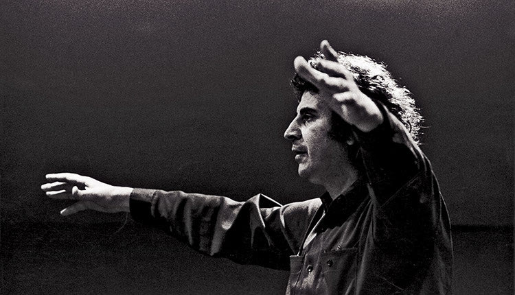 ΘΕΟΔΩΡΑΚΗΣ