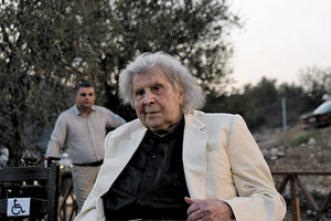 Μίκης Θεοδωράκης