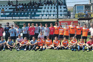 Η αποστολή της Κ18 Candia-Δαμάστα που έδωσε τα φιλικά στα Χανιά