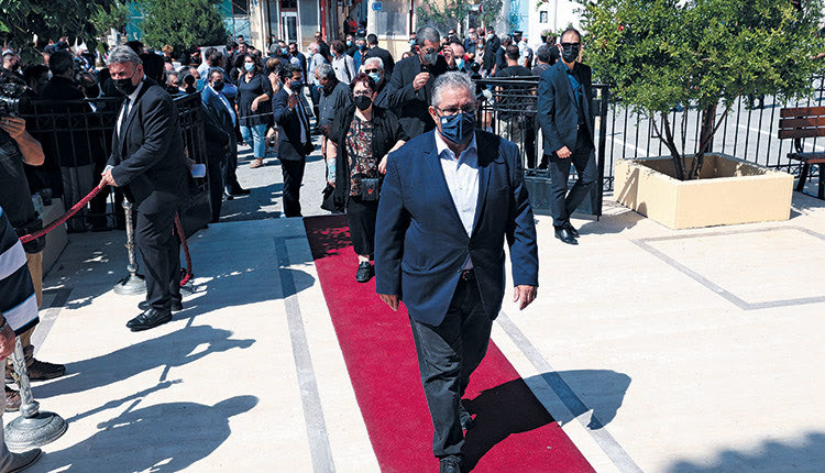 Ο γενικός γραμματέας του ΚΚΕ Δημήτρης Κουτσούμπας