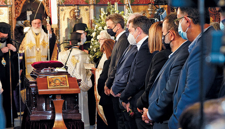 Σύσσωμη η πολιτική και πολιτειακή εξουσία στην κηδεία του Μίκη Θεοδωράκη