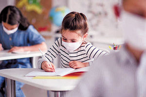 Τα σχολεία ανοίγουν σήμερα και όλοι ελπίζουν πως δεν θα κλείσουν ξανά!