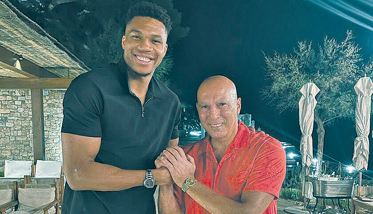 Γιάννης Αντετοκούνμπο - Νίκος Γκάλης