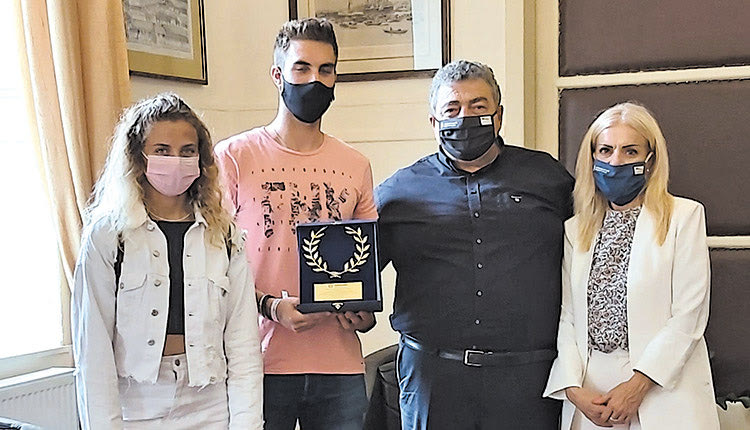 Στα Χανιά Ντούσκο και Αναστασιάδου