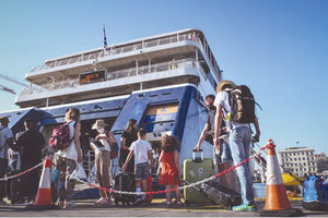 ΤΟΥΡΙΣΜΟΣ ΛΙΜΑΝΙ ΔΙΑΚΟΠΕΣ ΗΡΑΚΛΕΙΟ