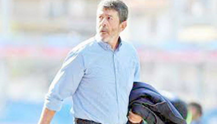 Γιάννης Πετράκης