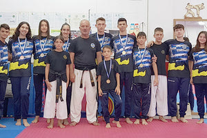 Η ομάδα της Χερσονήσου που διακρίθηκε στο Πανελλήνιο Πρωτάθλημα