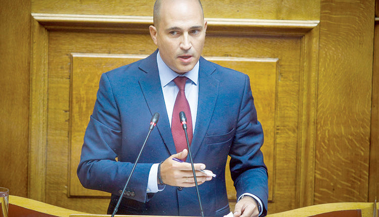 ΜΠΟΓΔΑΝΟΣ ΖΗΤΕΙΤΑΙ ΠΑΡΑΙΤΗΣΗ