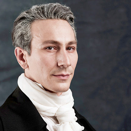 Στον ρόλο του Ι. Καποδιστρια ο Μιχάλης  Σαράντης - Φωτογραφί́α Γιώργος Καπλανίδης