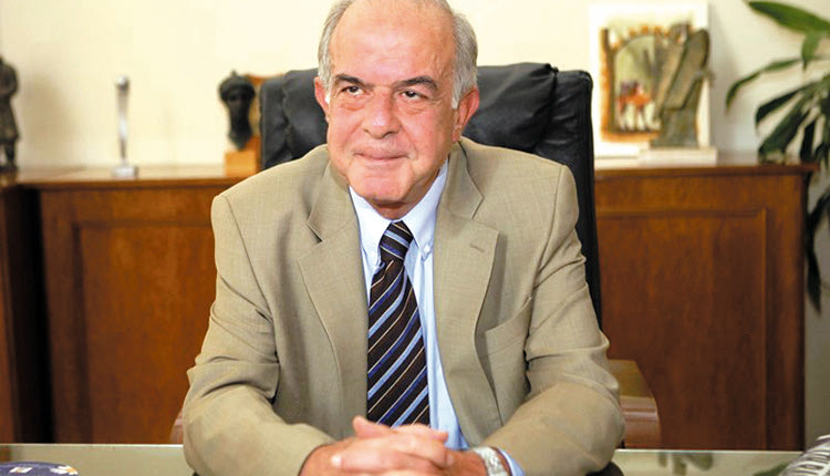 ο δήμαρχος Ηρακλείου κ. Β. Λαμπρινός