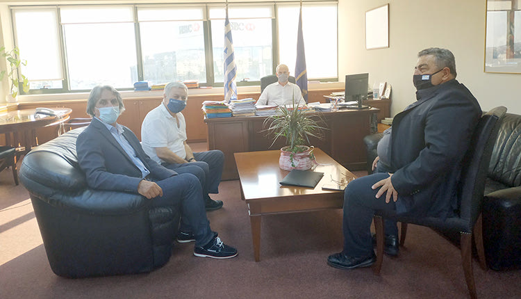 Στην Αθήνα για τις ΑΠΕ Καλογερής και Ξυλούρης