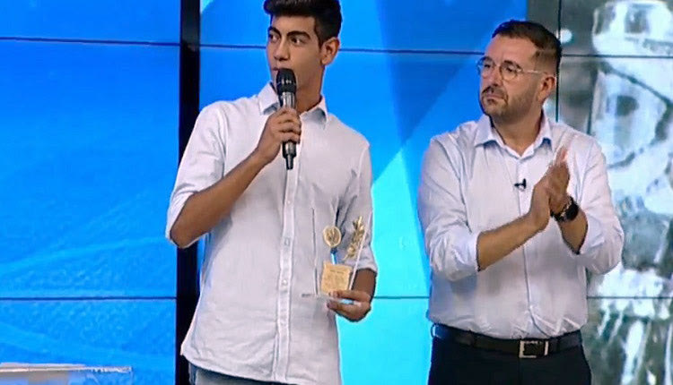  Ο γιος του Μίλτου Ανδρεανίδη με τον κ. Φανουράκη