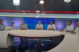 Οι παράγοντες της ΕΠΣΗ με τον κ. Παπαματθαιάκη στις χθεσινές τηλεοπτικές κληρώσεις