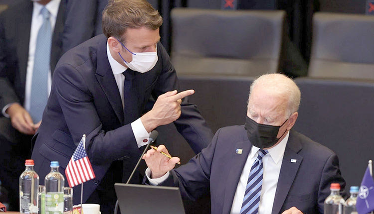 ΜΑΚΡΟΝ - ΜΠΑΪΝΤΕΝ