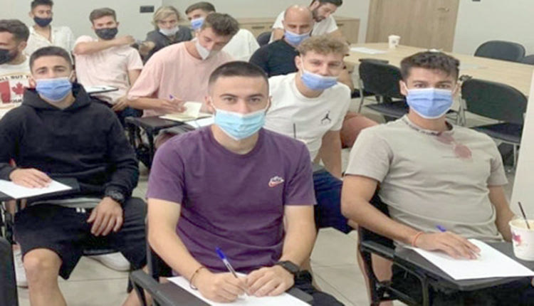 ΜΑΘΗΜΑΤΑ ΓΛΩΣΣΑΣ ΣΤΟΝ ΟΦΙ