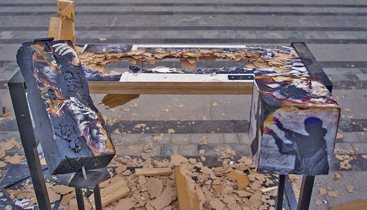 Οι εικαστικές παρεμβάσεις δεν άρεσαν σε κάποιους που φαίνεται πως η Τέχνη τούς ενοχλεί!