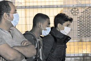 Στη δημοτική κατασκήνωση στον Καλαθά βρίσκονται οι 153 μετανάστες