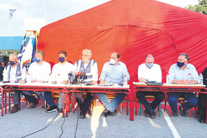 12 μέτρα για τη στήριξη των σεισμόπληκτων