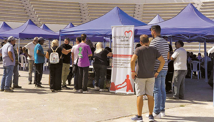 Οργανώσεις συγκεντρώνουν χρήματα για τους σεισμόπληκτους