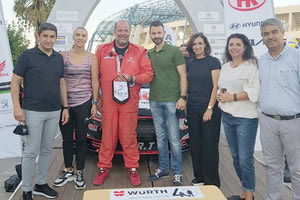 Ο κ. Αυγενάκης με το προεδρείο του ΕΑΚΗ στο Ράλι Κρήτης