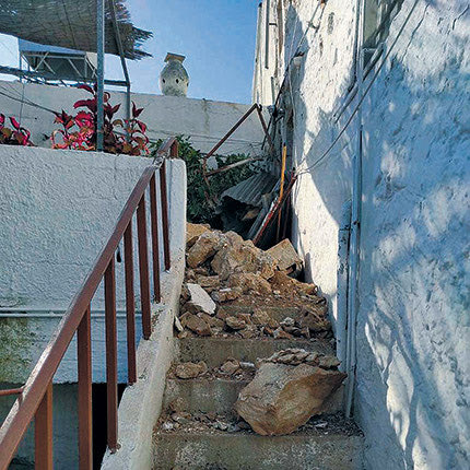 Εμφανείς οι ζημιές στο μοναστήρι