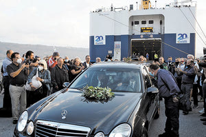 Ο τελευταίος πλους του Μίκη Θεοδωράκη