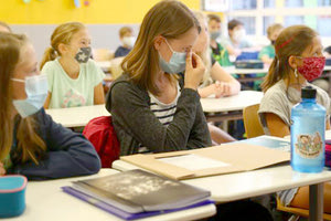 Μαθητές - πανδημία - μάσκες