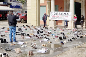 Διαμαρτυρία μπροστά από την Περιφέρεια Κρήτης πραγματοποιούν οι εκπρόσωποι όλων των συνδεόμενων ειδικοτήτων με τη διασκέδαση